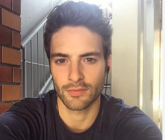 <em><strong>Fernando M.</strong></em>